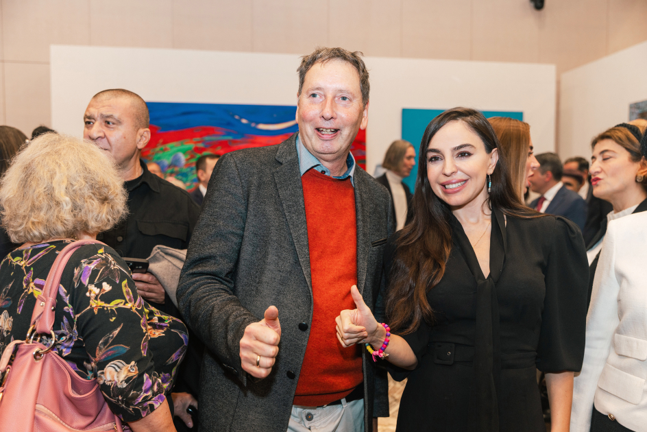 Leyla Aliyeva and Arzu Aliyeva attend opening of MAMA Mother Nature int'l art exhibition in Berlin (PHOTO)