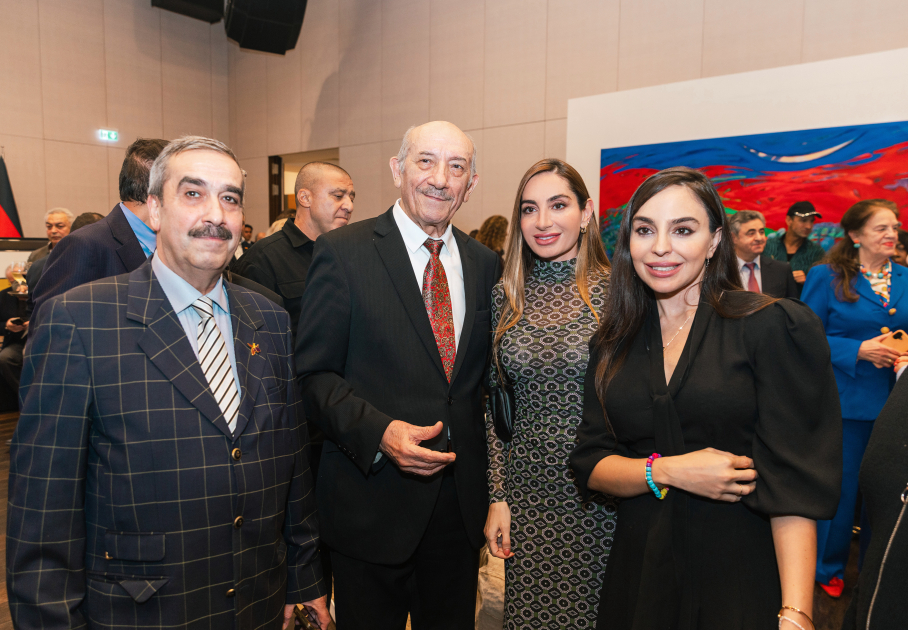 Leyla Aliyeva and Arzu Aliyeva attend opening of MAMA Mother Nature int'l art exhibition in Berlin (PHOTO)