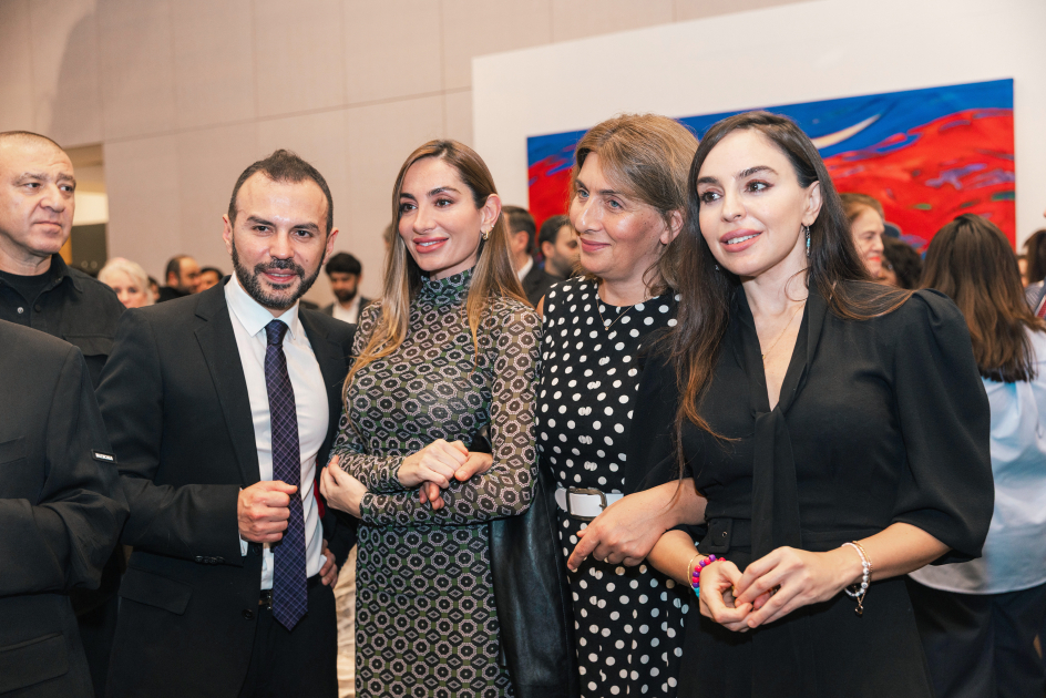 Leyla Aliyeva and Arzu Aliyeva attend opening of MAMA Mother Nature int'l art exhibition in Berlin (PHOTO)