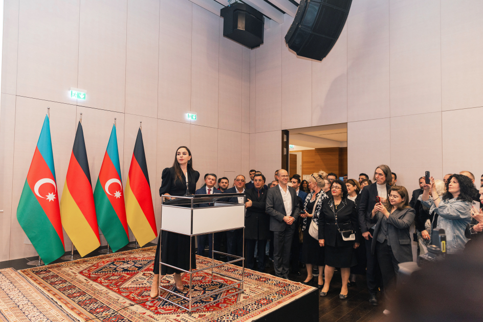 Leyla Aliyeva and Arzu Aliyeva attend opening of MAMA Mother Nature int'l art exhibition in Berlin (PHOTO)
