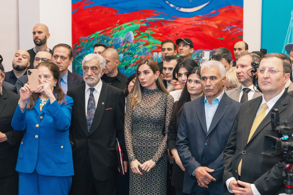 Leyla Aliyeva and Arzu Aliyeva attend opening of MAMA Mother Nature int'l art exhibition in Berlin (PHOTO)