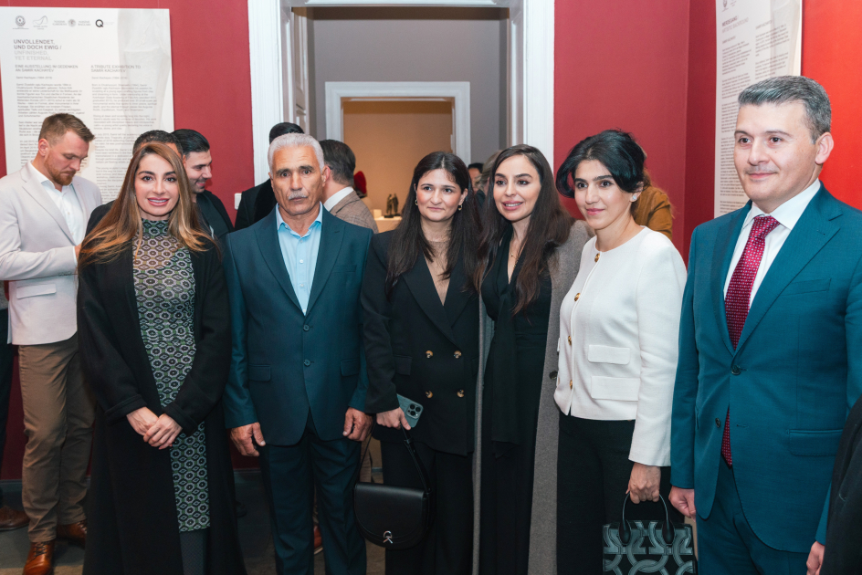 Leyla Aliyeva and Arzu Aliyeva attend opening of MAMA Mother Nature int'l art exhibition in Berlin (PHOTO)