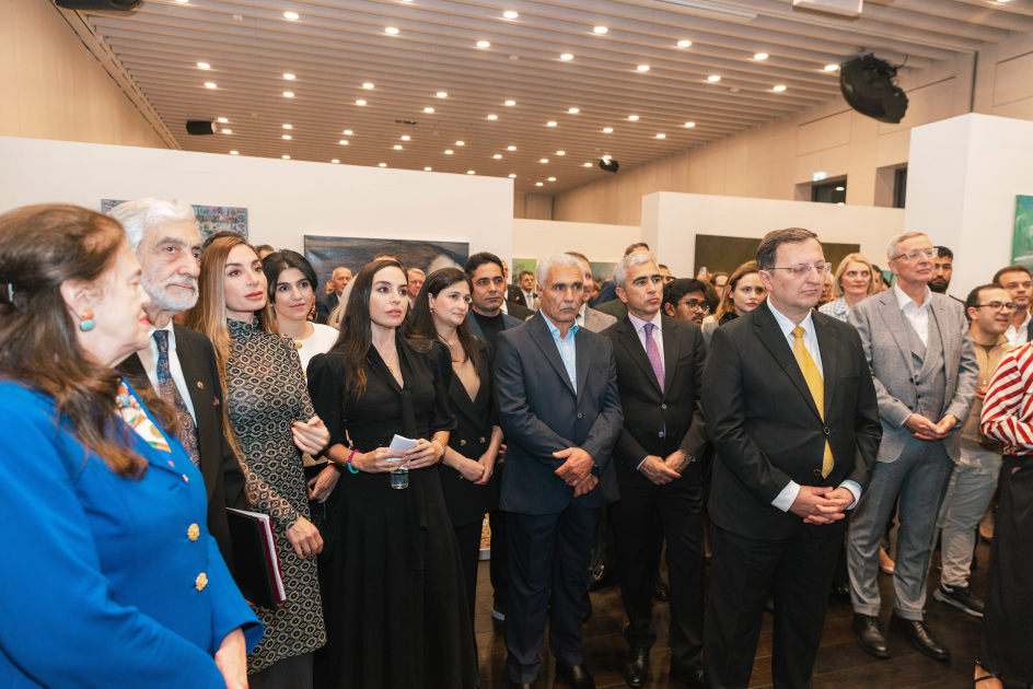 Leyla Aliyeva and Arzu Aliyeva attend opening of MAMA Mother Nature int'l art exhibition in Berlin (PHOTO)