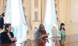 President Ilham Aliyev receives Executive Director of UN-Habitat (PHOTO/VIDEO)