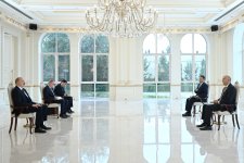 President Ilham Aliyev receives credentials of newly appointed ambassador of Egypt to Azerbaijan (PHOTO/VIDEO)