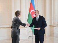 President Ilham Aliyev receives credentials of incoming ambassador of the Netherlands (PHOTO/VIDEO)