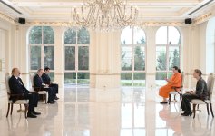 President Ilham Aliyev receives credentials of incoming ambassador of the Netherlands (PHOTO/VIDEO)