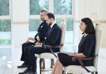 President Ilham Aliyev accepts credentials of newly appointed French ambassador (PHOTO/VIDEO)