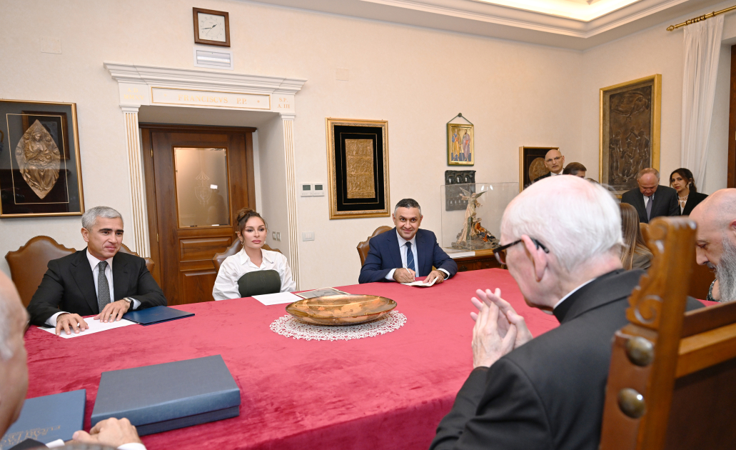 First VP Mehriban Aliyeva meets with Archpriest of Papal Basilica of Saint Paul Outside Walls in Vatican (PHOTO/VIDEO)