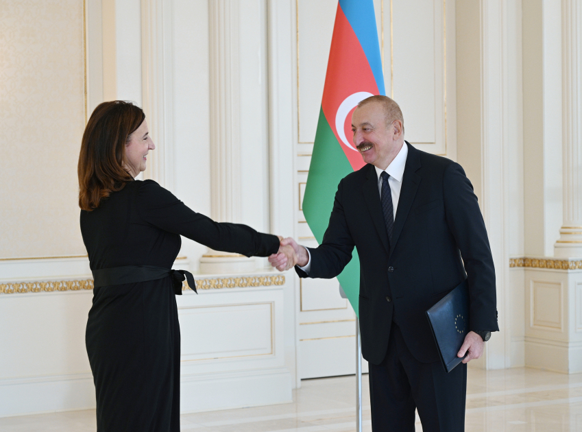 President Ilham Aliyev receives credentials of newly appointed head of EU delegation (PHOTO/VIDEO)