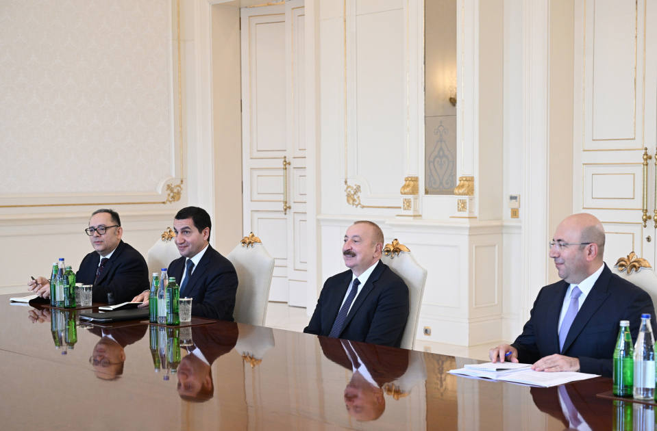 President Ilham Aliyev receives Executive Director of UN-Habitat (PHOTO/VIDEO)