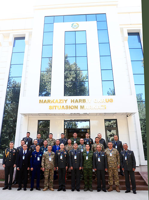 Azerbaijan, Uzbekistan strengthen military education ties with new memo (PHOTO)