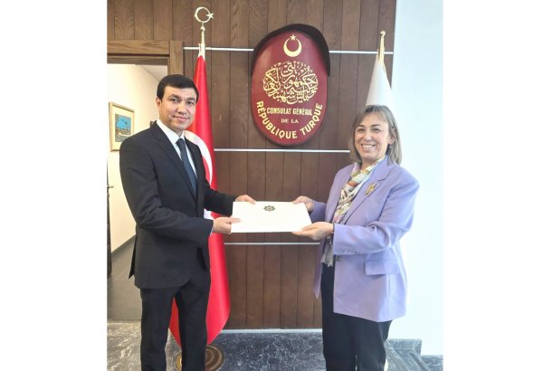 Turkmen consul general officially presents consular patent in Türkiye