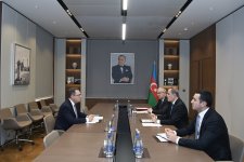 Azerbaijani FM meets Director General of OIC Labor Center (PHOTO)