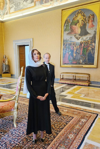 First VP Mehriban Aliyeva meets Pope Leo XIV (PHOTO/VIDEO)