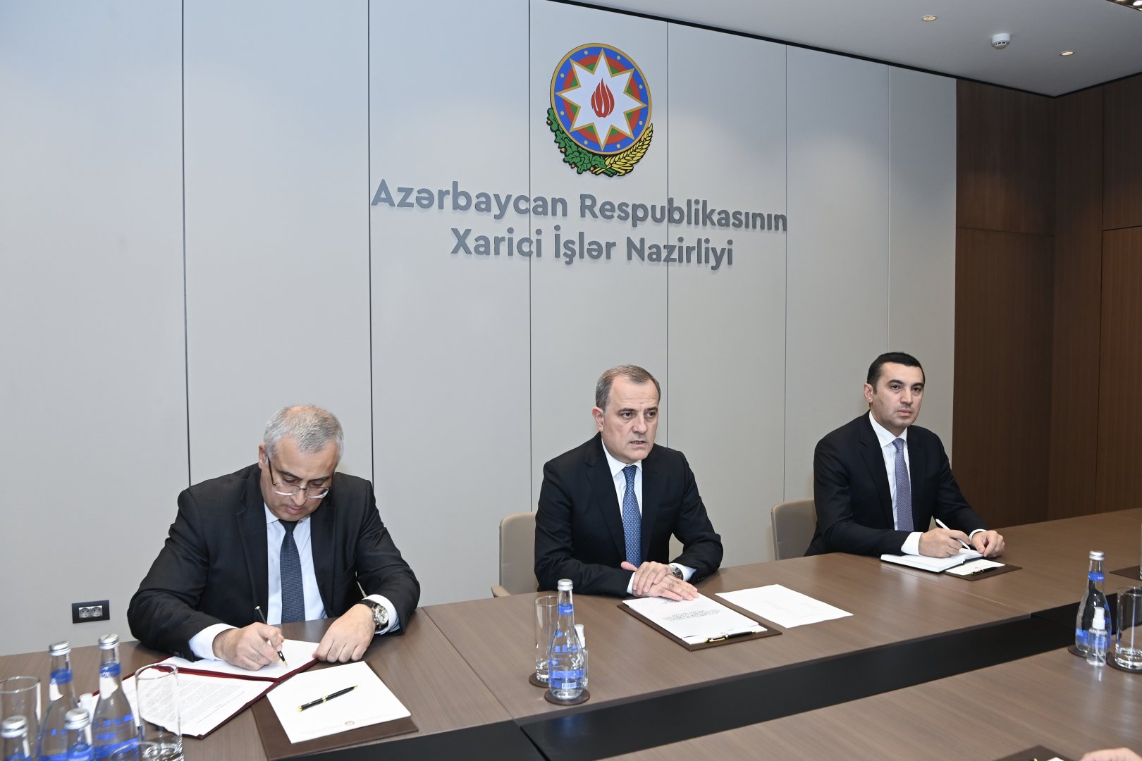 Azerbaijani FM meets Director General of OIC Labor Center (PHOTO)