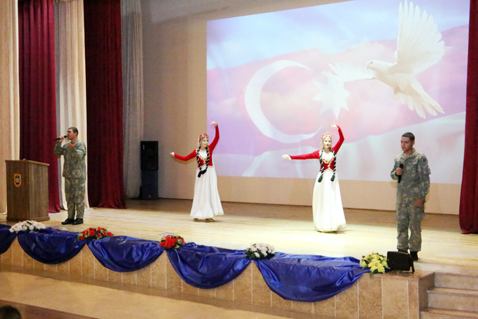 Azerbaijan Army marks Day of Restoration of Independence (PHOTO)