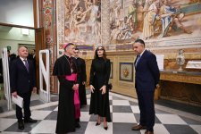 First VP Mehriban Aliyeva visits Vatican Apostolic Library (PHOTO/VIDEO)