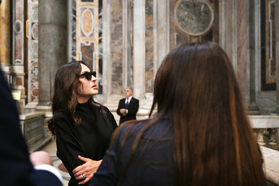 First VP Mehriban Aliyeva inspects restoration progress at Saint Peter’s Basilica (PHOTO/VIDEO)