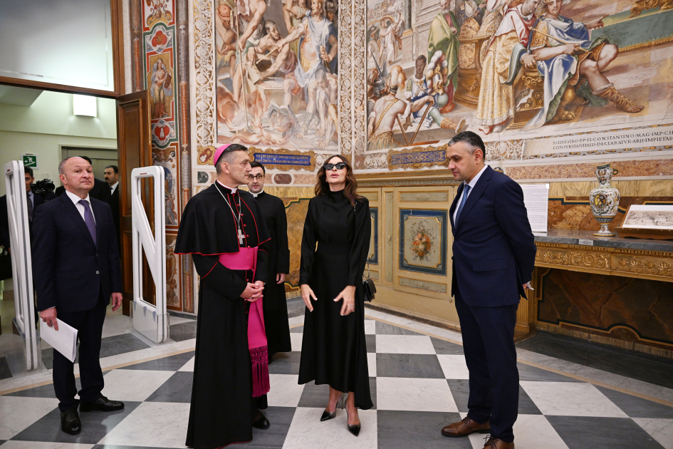 First VP Mehriban Aliyeva visits Vatican Apostolic Library (PHOTO/VIDEO)