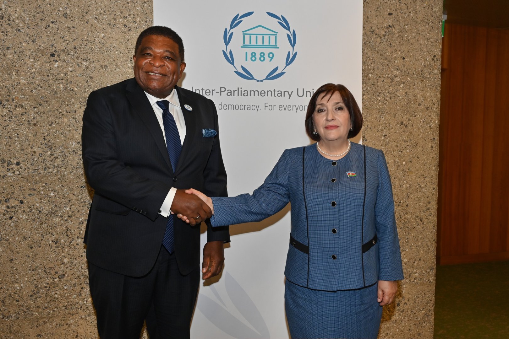 Azerbaijani parliament speaker meets with IPU Secretary General (PHOTO)