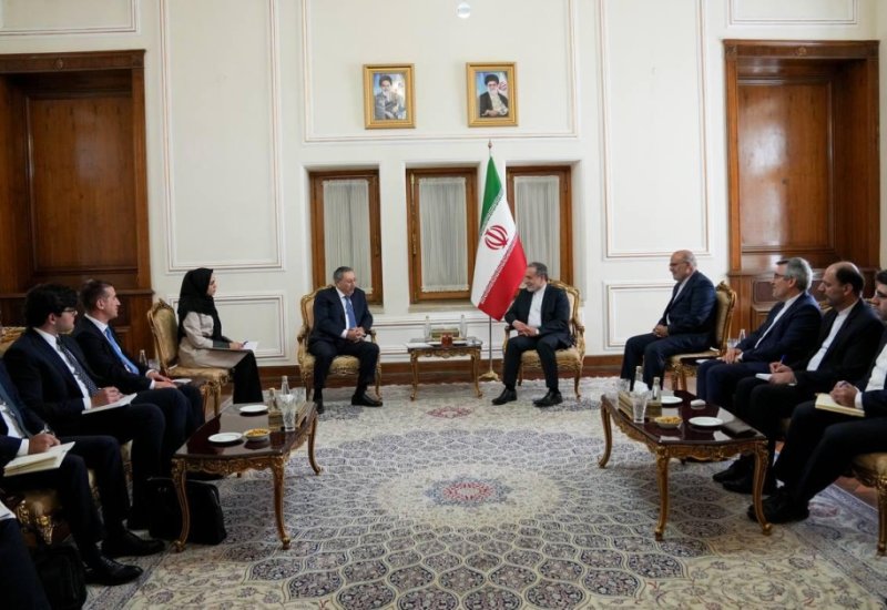 Azerbaijan, Iran discuss current state of bilateral relations (PHOTO)