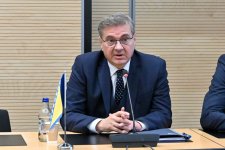 Azerbaijani parliament speaker meets with speakers of parliaments of Namibia and Bosnia and Herzegovina (PHOTO)