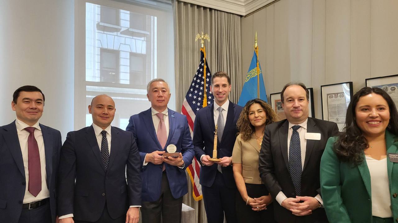 Kazakhstan considers listing sovereign bonds on New York Stock Exchange