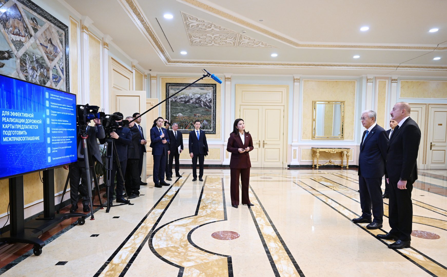 President Ilham Aliyev, President Kassym-Jomart Tokayev attend presentation of "Middle Corridor Development" joint project (PHOTO)