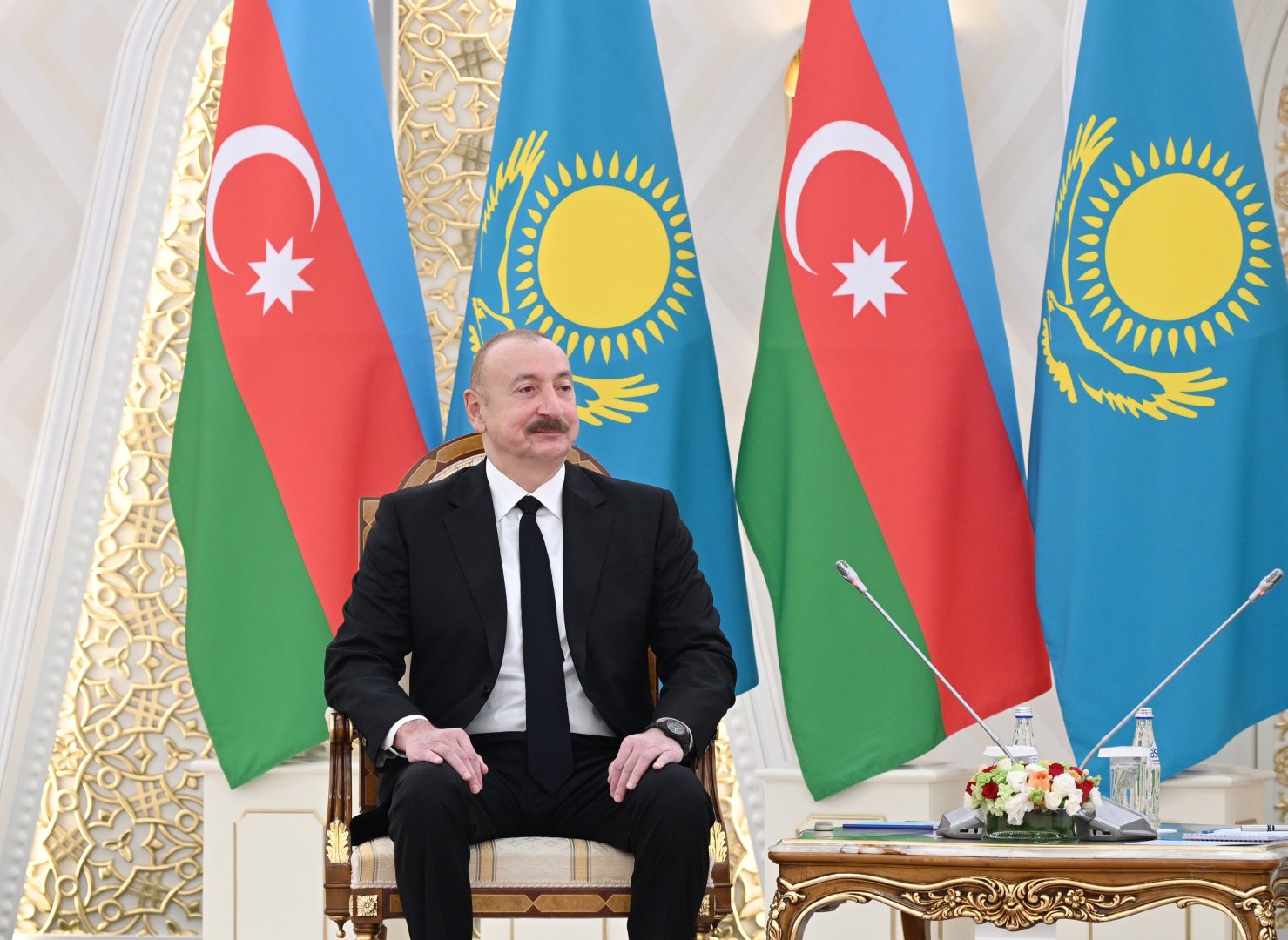 President Ilham Aliyev, President Kassym-Jomart Tokayev hold one-on-one meeting (PHOTO)