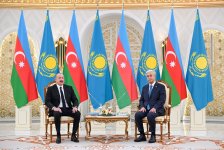 President Ilham Aliyev, President Kassym-Jomart Tokayev hold one-on-one meeting (PHOTO)