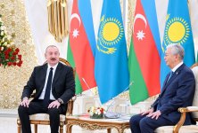President Ilham Aliyev, President Kassym-Jomart Tokayev hold one-on-one meeting (PHOTO)