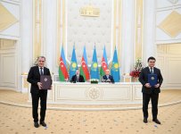 Azerbaijan, Kazakhstan exchange documents (PHOTO/VIDEO)