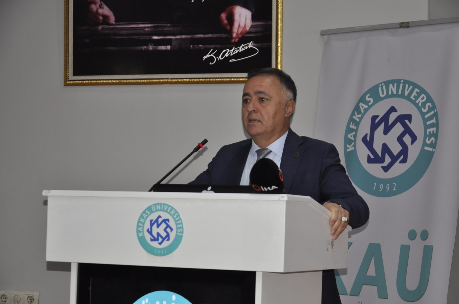 Kars University hosts international symposium celebrating Azerbaijani-Turkish ties (PHOTO)