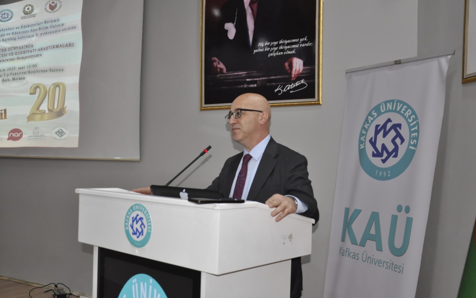 Kars University hosts international symposium celebrating Azerbaijani-Turkish ties (PHOTO)