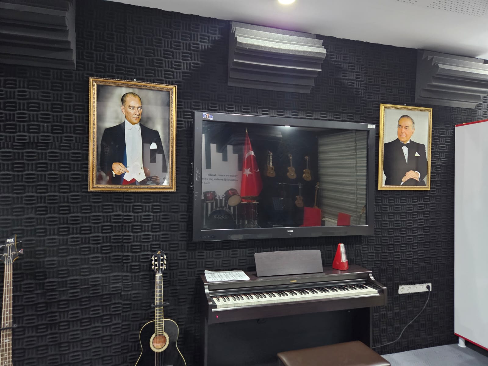 Kars University hosts international symposium celebrating Azerbaijani-Turkish ties (PHOTO)