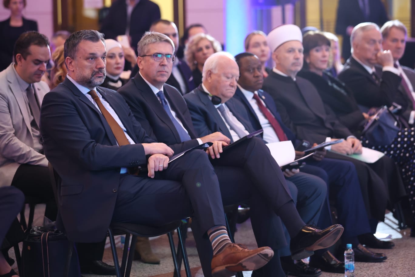 World leaders gather in Sarajevo to back global peace initiative (PHOTO)