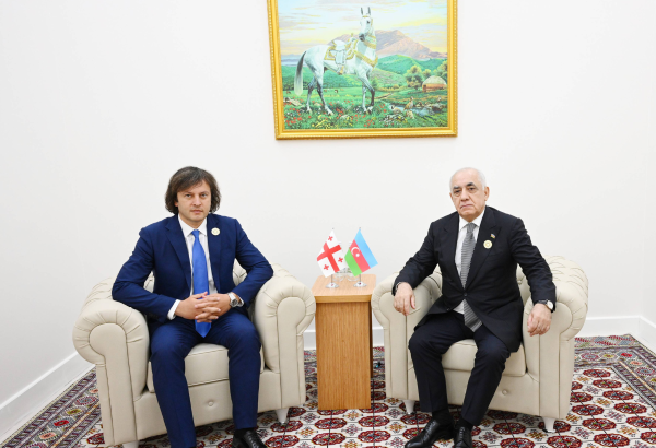 Azerbaijani and Georgian PMs hold one-on-one meeting