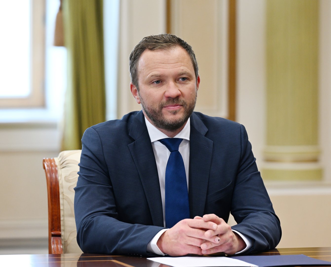 President Ilham Aliyev receives Estonia's FM (PHOTO)