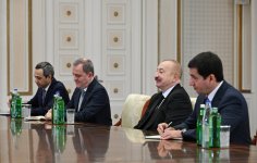 President Ilham Aliyev receives Estonia's FM (PHOTO)