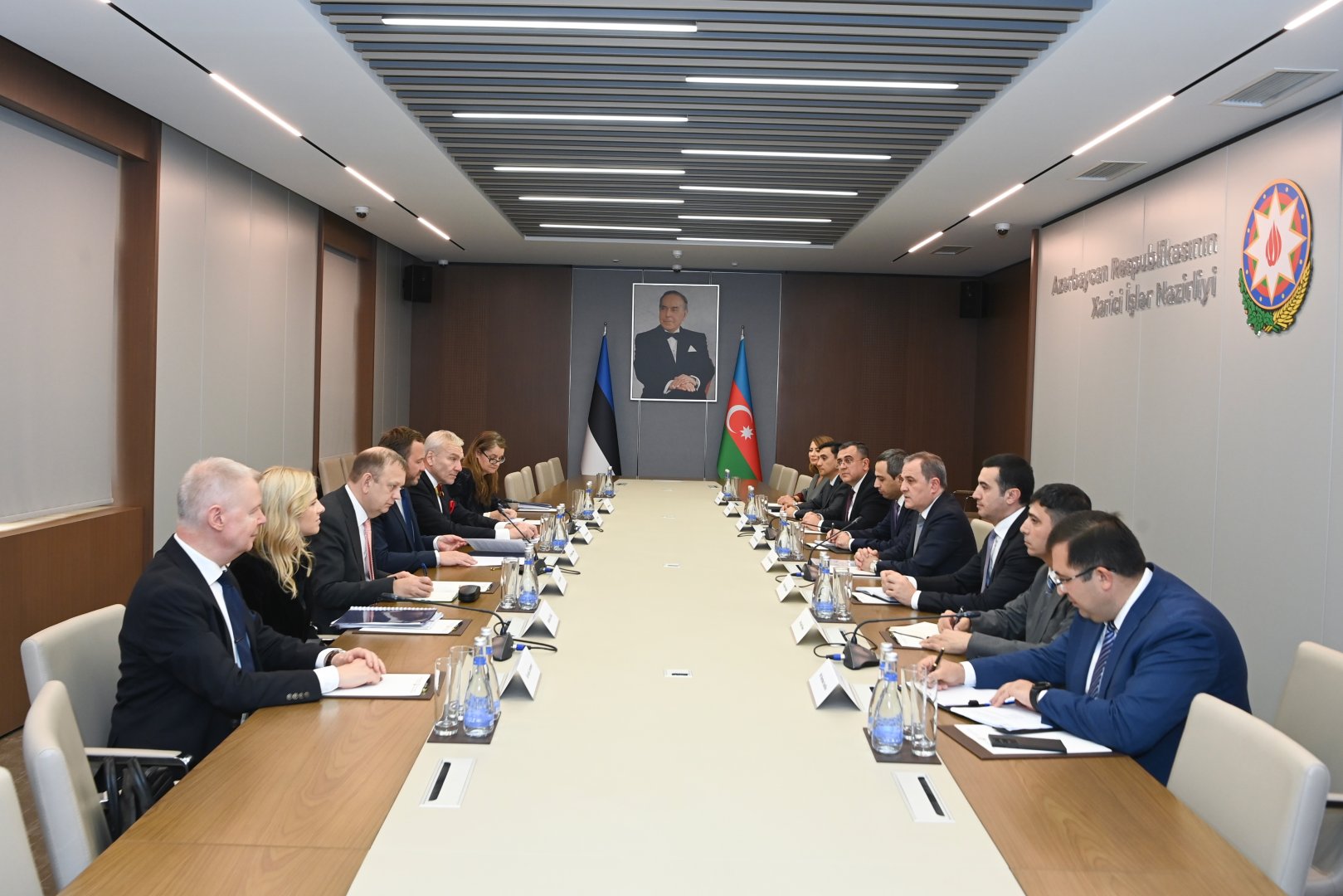 Azerbaijan, Estonia FMs hold meetings (PHOTO)