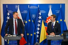 Bosnia, Slovakia pledge to expand economic and trade cooperation (PHOTO)