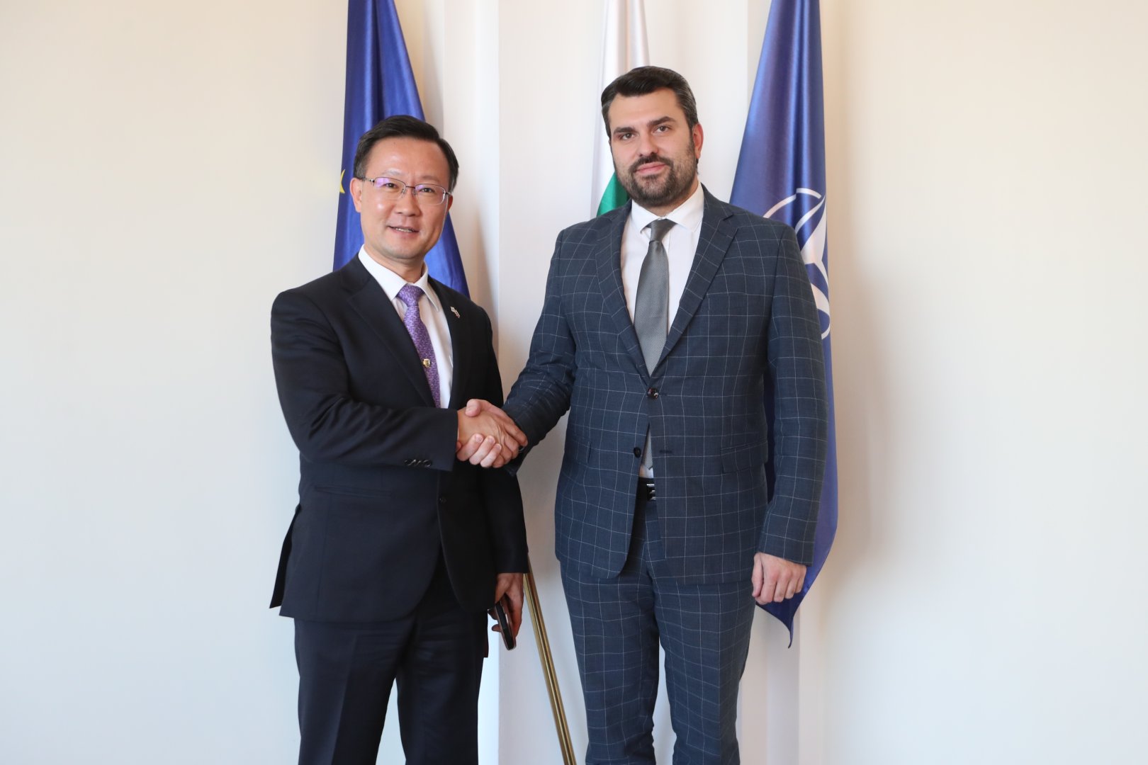 Bulgaria-South Korea dialogue highlights trade, energy, security projects (PHOTO)