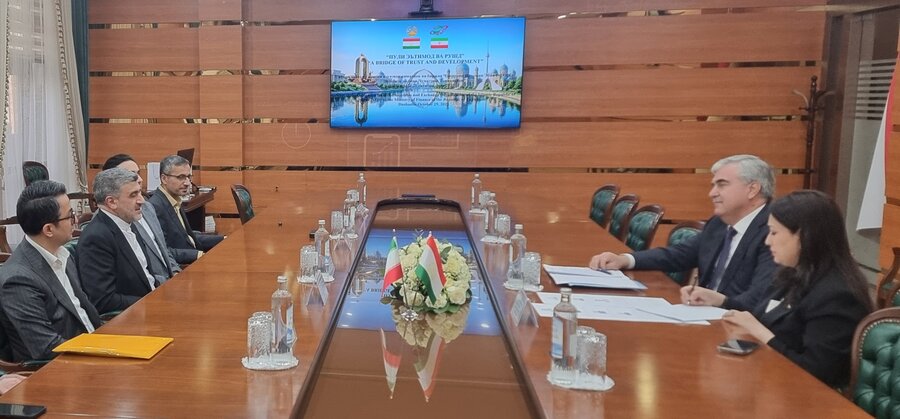 Iran expresses interest in establishing commodity exchange in Tajikistan