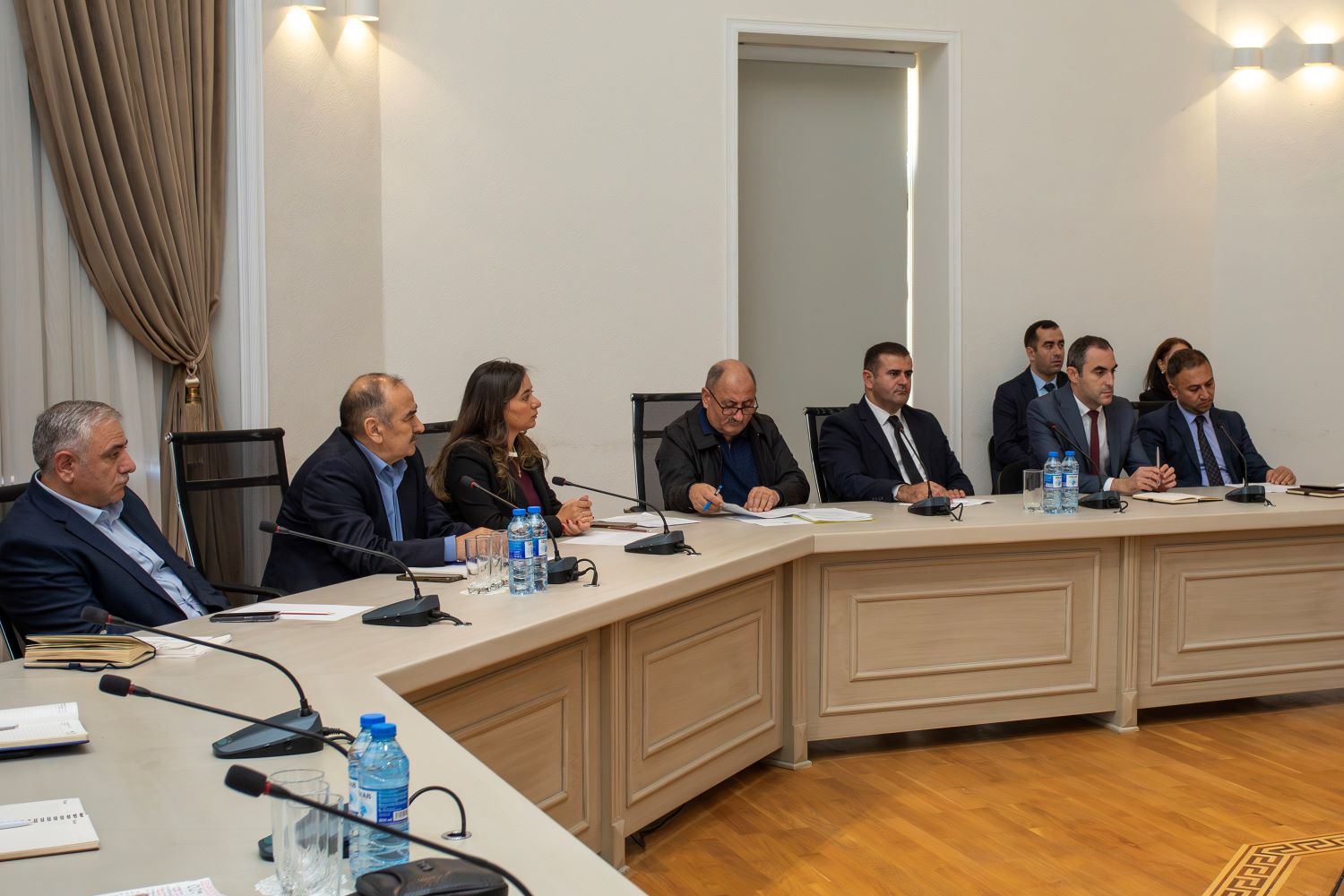 Azerbaijan hosts meeting on assessing energy efficiency potential (PHOTO)