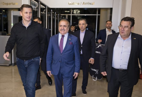 Romanian Parliament Senate chairman visits Azerbaijan (PHOTO)