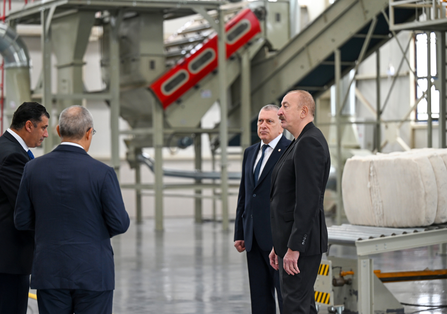 President Ilham Aliyev visits cotton processing plant in Sabirabad (PHOTO/VIDEO)