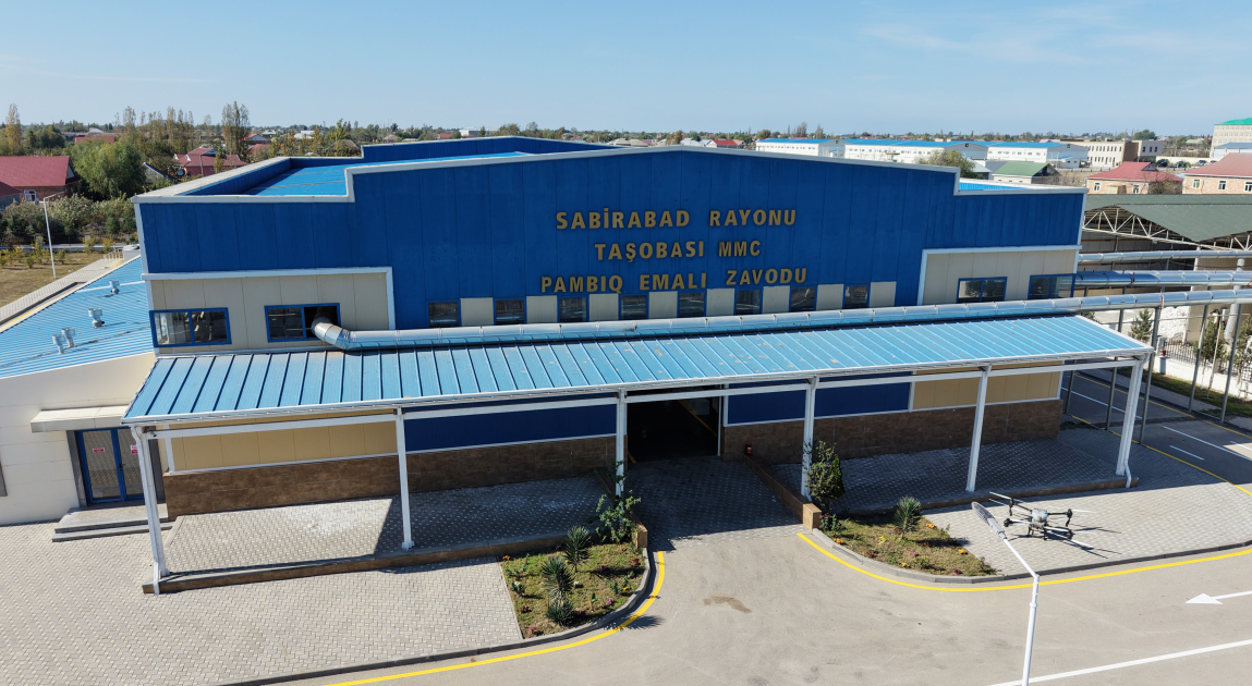 President Ilham Aliyev visits cotton processing plant in Sabirabad (PHOTO/VIDEO)