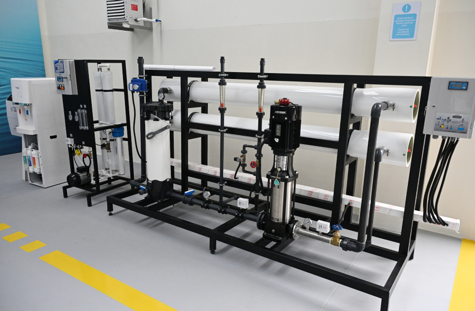 President Ilham Aliyev visits water filter production facility in Sabirabad (PHOTO/VIDEO)