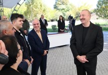 President Ilham Aliyev presents keys to apartments to residents of Horovlu village in Jabrayil district (PHOTO)